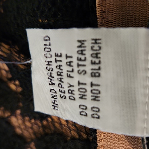 NWT CAbi Black Lace Dress - Size Small - Picture 12 of 16